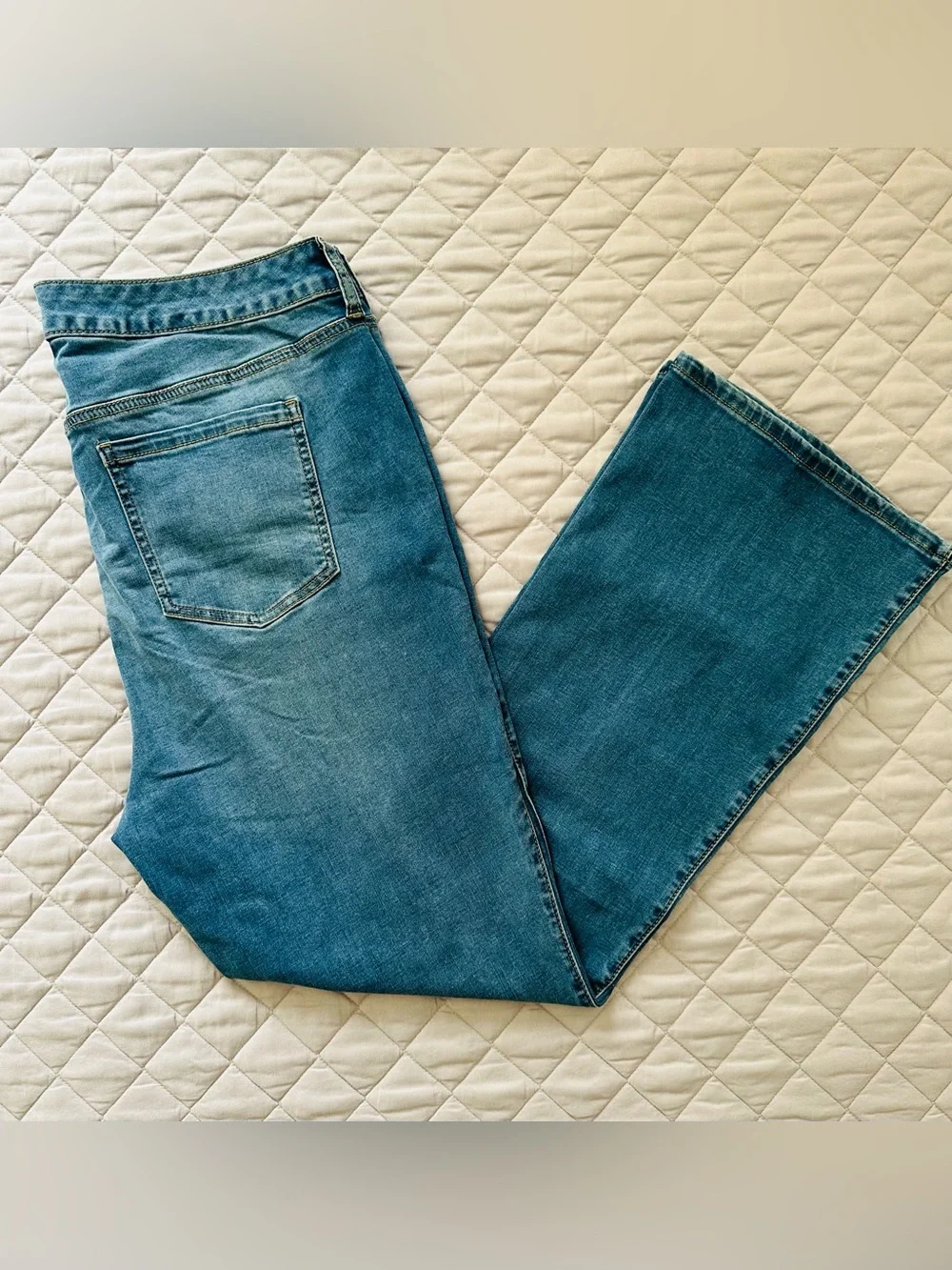 Torrid Trio Fit Slim Boot Limitless Stretch Mid-Blue Straight Jeans - 16-20